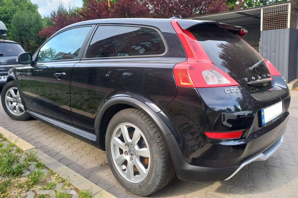 продам автомобіль Volvo C30