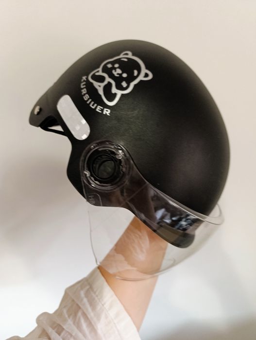 Шолом для підлітків Новий