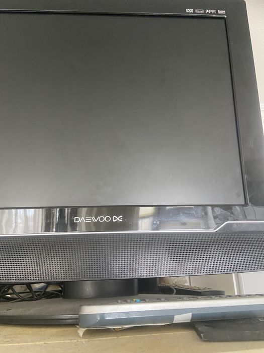 Телевізор з двд .без інтернету .від Т 2