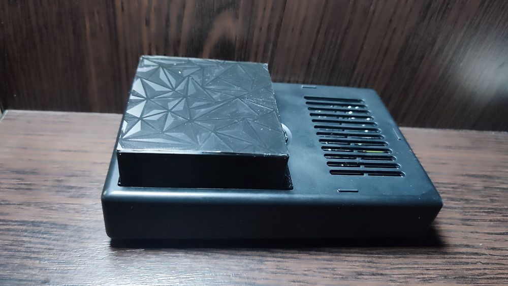 DC1018l Кришка для UPS