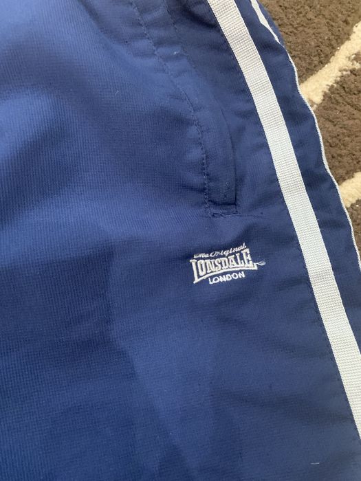 Брендовий одяг (The North Face, Lonsdale, Adidas, Columbia)