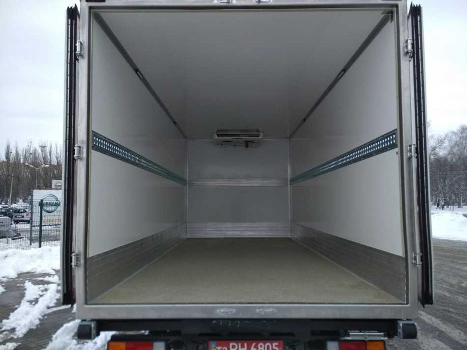 Автомобіль вантажний HYUNDAI EX8 рефрижератор (термічний фургон)