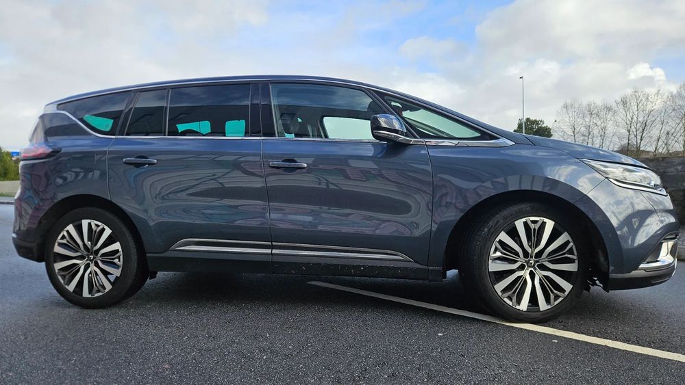 Renault Espace 2.0 dCi Initiale Paris 7L EDC