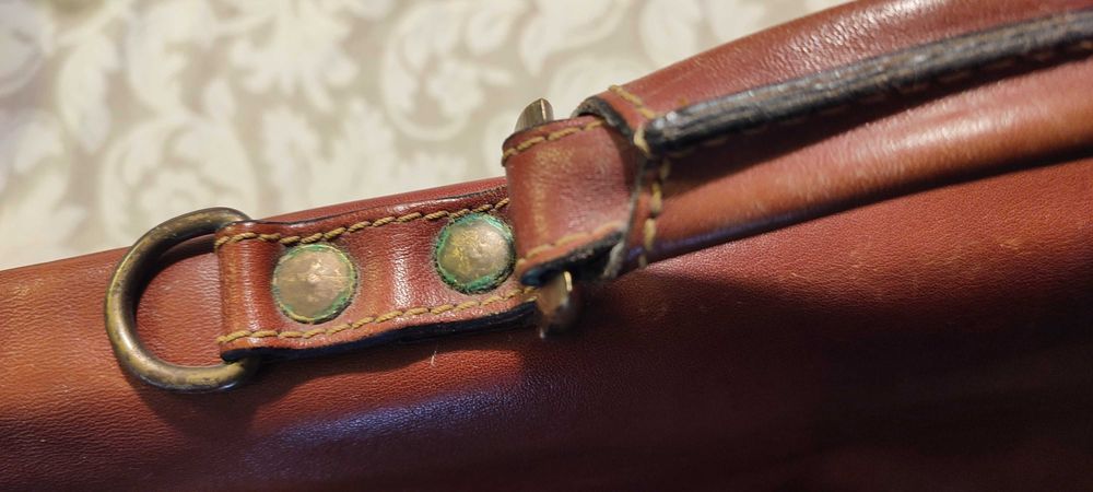 Pasta de couro natural