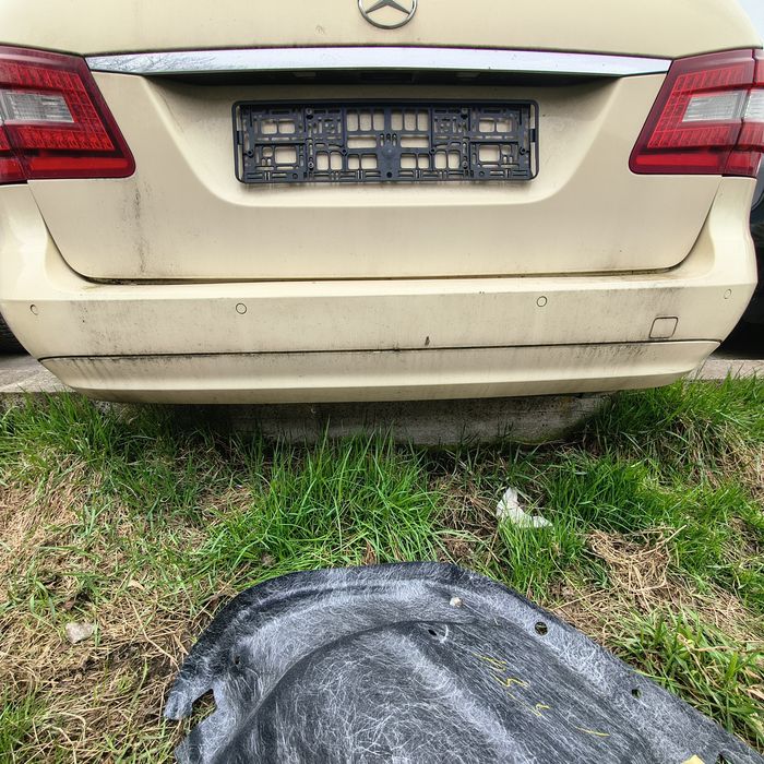 Mercedes W 212 Kombi Zderzak Tylni 623