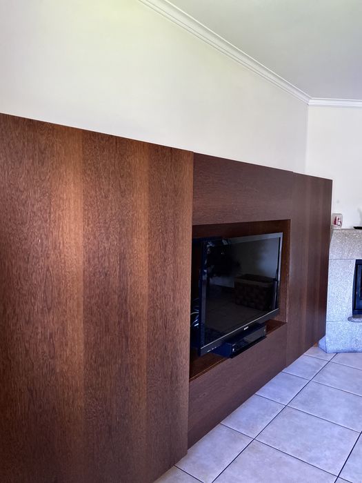 Móvel de TV de grandes dimensões