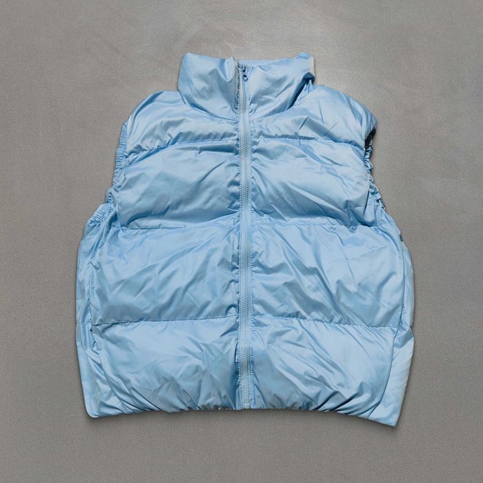 Жіноча жилетка в блакитному, молочному, салатовому, чорному кольорі