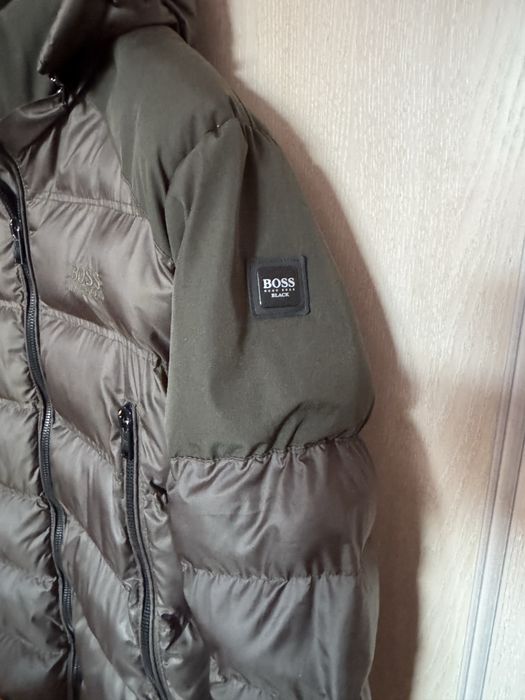 Пуховик куртка Hugo Boss. Розмір S