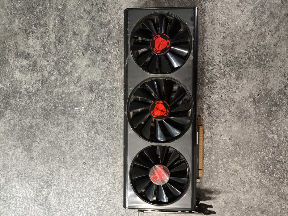 Placa gráfica XFX 5700 GPU