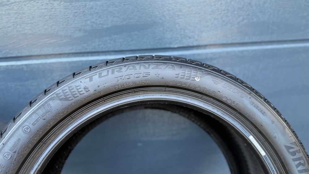 2x Opona Bridgestone Turanza T005 255/40/18 99Y RFT