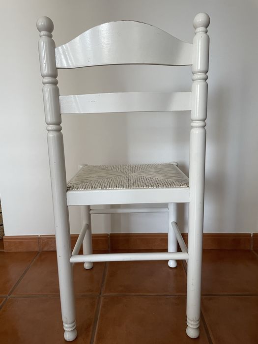 Cadeiras de cozinha lacadas brancas