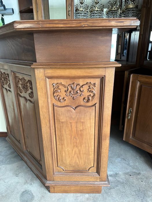 Bar de sala + 3 bancos