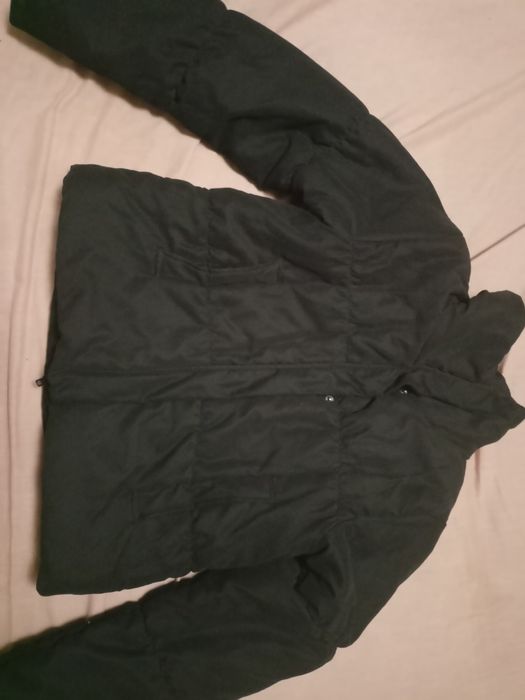 Куртка жіноча коротка