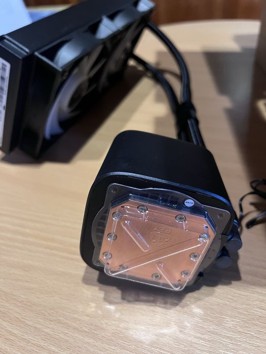 Система водяного охолодження DeepCool LE240 V2