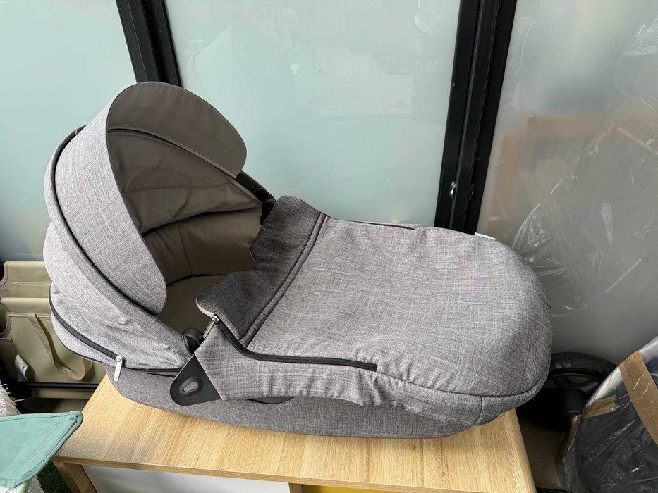 Sprzedam zestaw dla dziecka: wózek Stokke + fotelik + łóżeczko