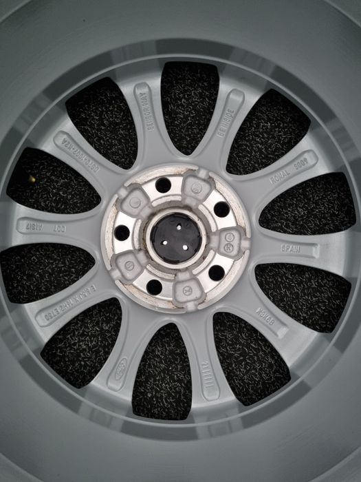 Felgi Alu 16" Ford Mondeo MK5 MK4 Focus MK4 MK3 C-Max Kuga 5x108 Orygi