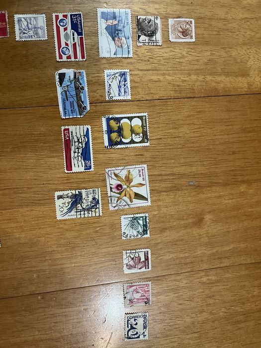 46 selos países Austrália, RSA, Zimbabué rhodesia, Pt Brasil, USA