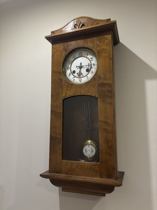 Zegar ścienny wiszący .8