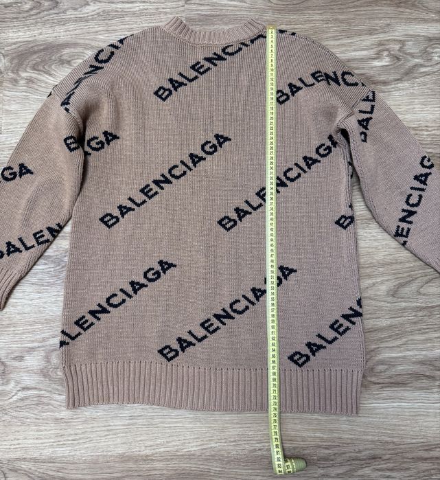 Продам светр подовжений Balenciaga