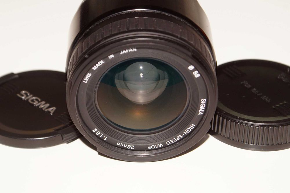 Sigma AF 28 f/1.8 на Pentax