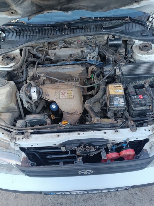 Toyota Carina  E  2.0