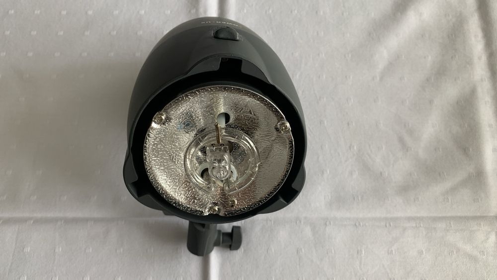 Lampa studyjna Powerlux Visico elfin VL-100