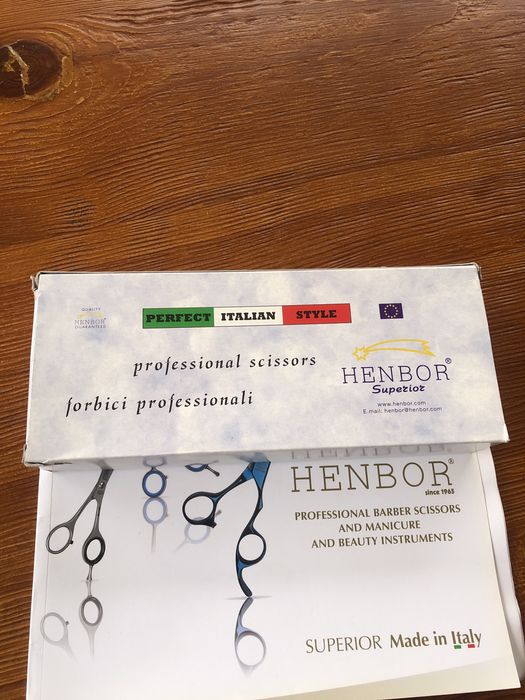 Ножницы профессиональные. Henbor. Серия Futura line. Italy..