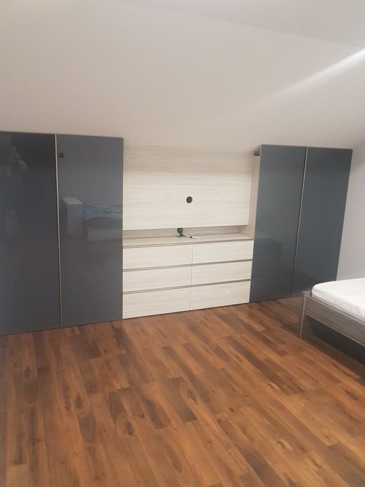 Zabudowa meblową na poddasze pod skosem