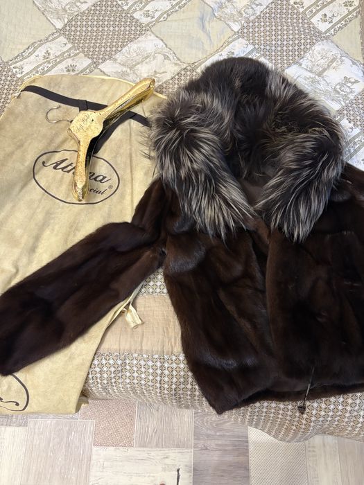 Елітна норкова шуба Saga Furs Royal, розмір S (44)