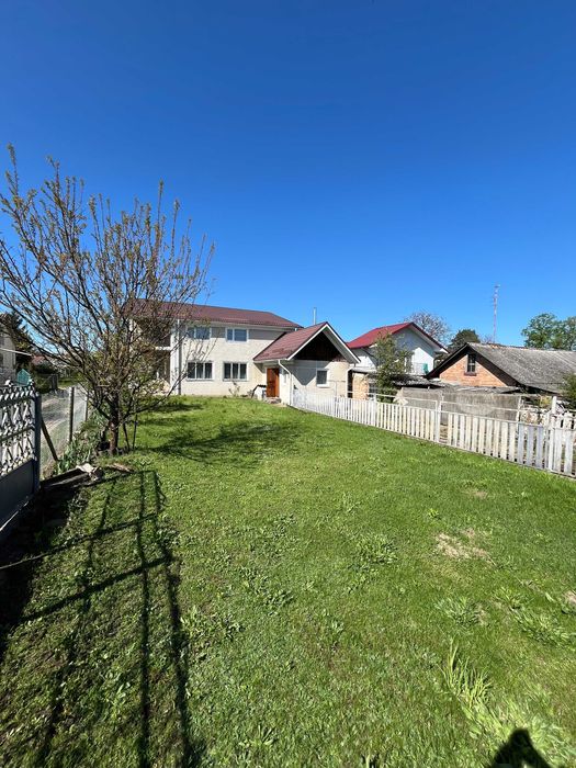 2 поверх. будинок з ділянкою на 689 кв. м. с. Наконечне Перше (Яворів)