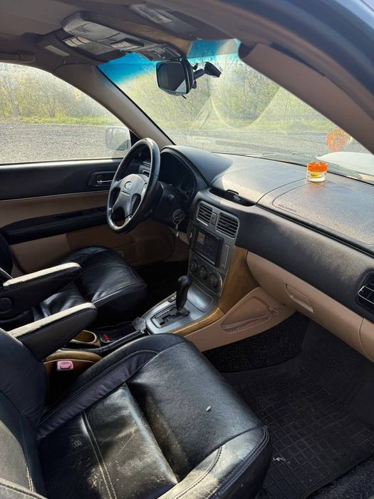 Продам машину Subaru Forester