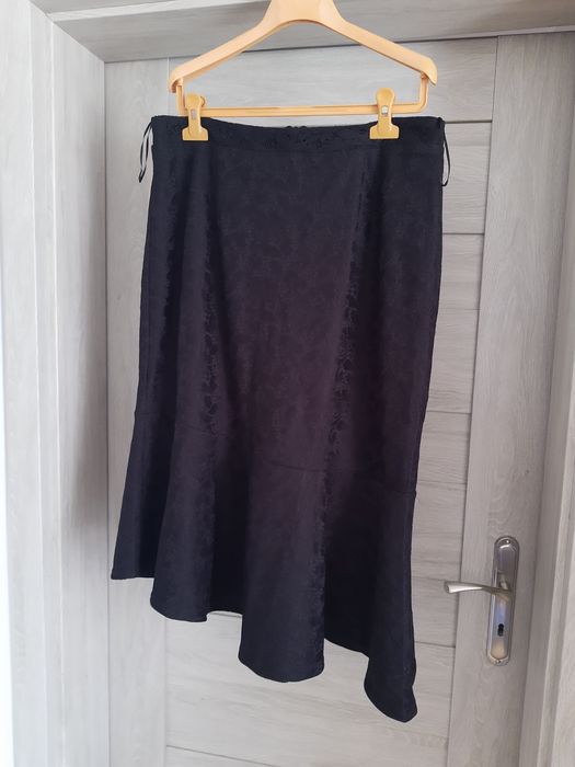 Czarna spódnica carry XL yng ladies