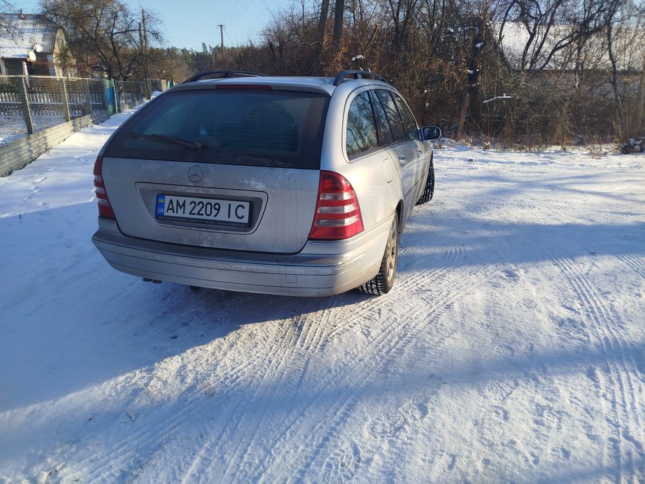 Продам мерса 220