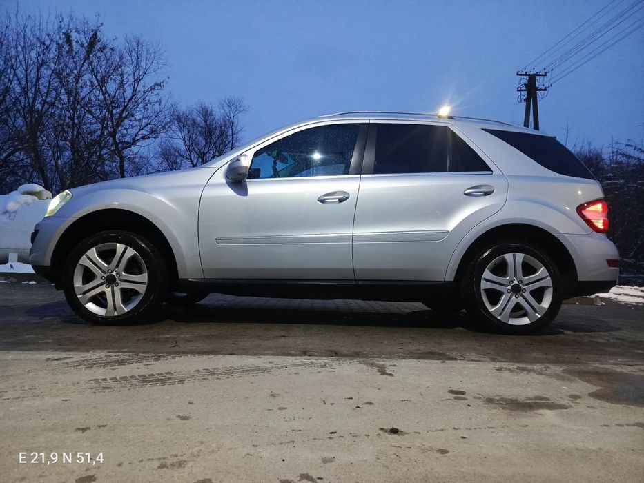 Mercedes-Benz ML 3.0 V6 231KM 7G tronic LIFT LED oryginalny lakier doinwestowany