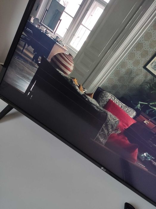 Televisão LG 43'' 43UJ630V