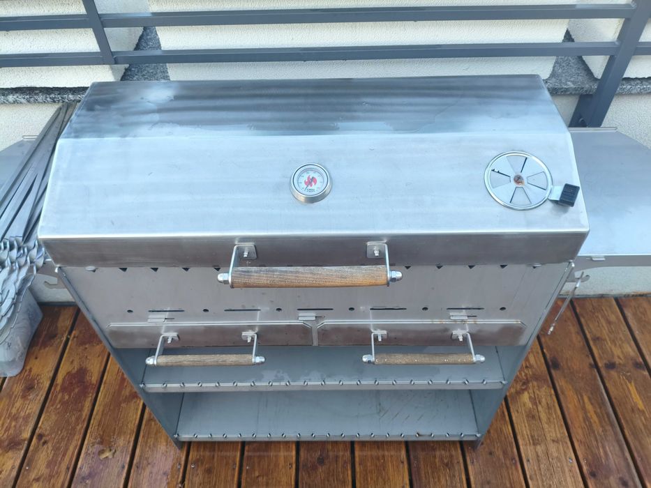 Grill solidny nierdzewny