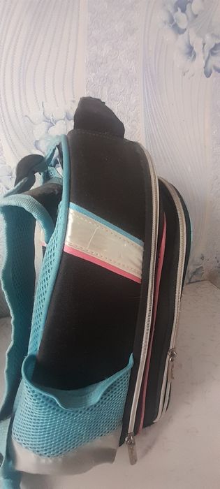 Продам рюкзак шкільний