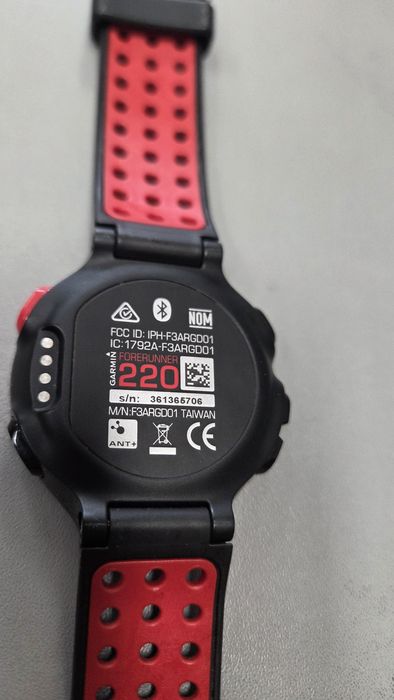 Zegarek garmin forerunner 220