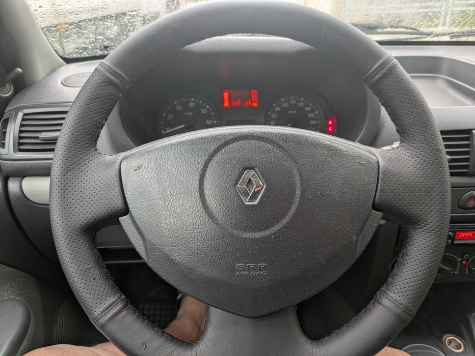 Clio 2 Storia Comercial 1.5 dci