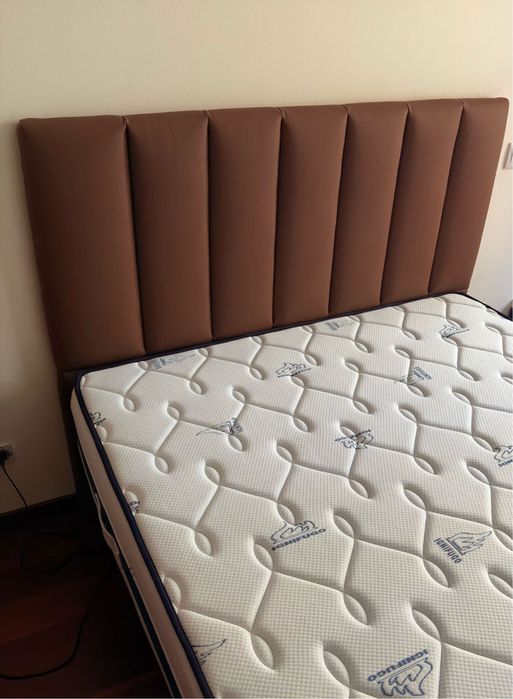 Cama + colchão 1 ano de uso