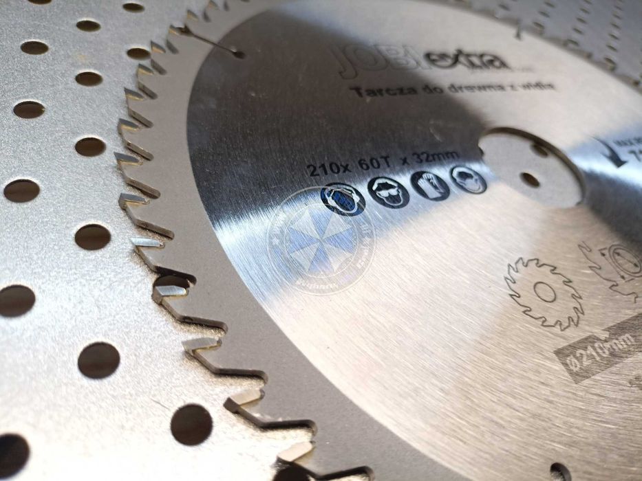 Tarcza do drewna 210mm 60T tarcza do drewna 210mm 60 zębów