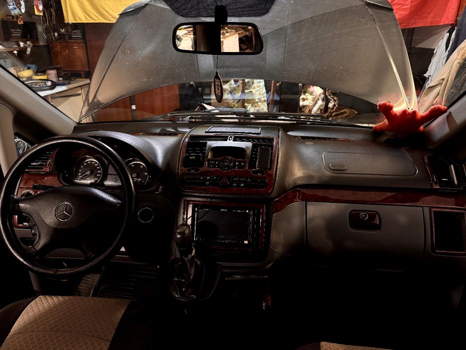 Продам Мерседес  Вито Mercedes Benz Vito 639 111