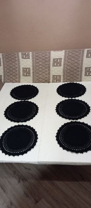 В'язана сервувальна серветка гачком