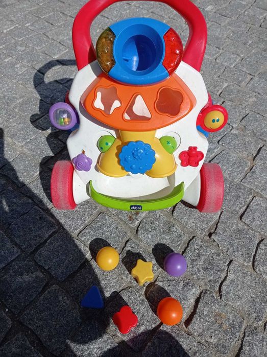 Andarilho musical e didático Chicco