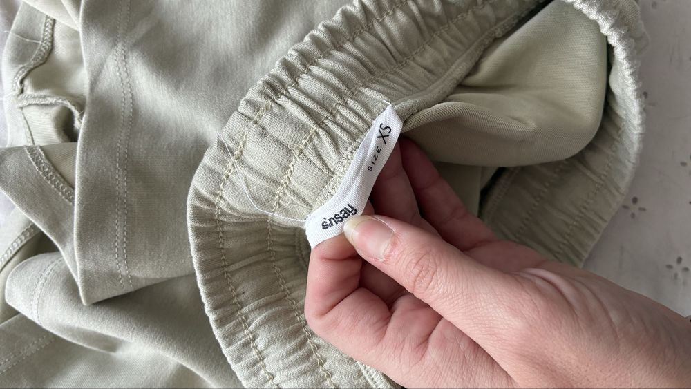 Sinsay spodenki zielone khaki XS/34