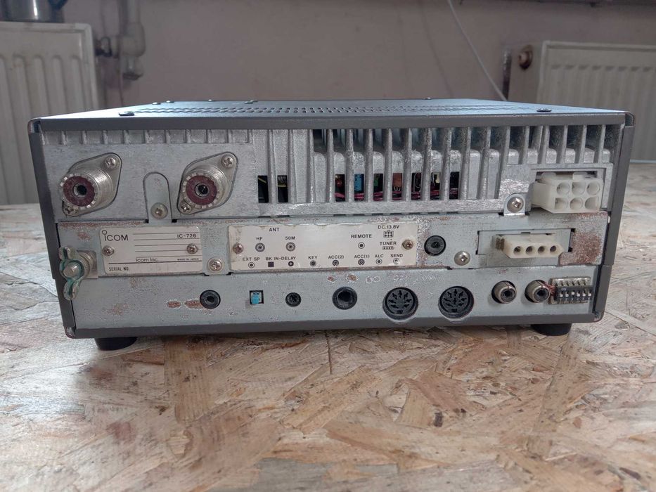 Трансивер Icom IC-726
