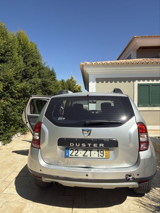 Dacia Duster SUV – Cinzento Prata