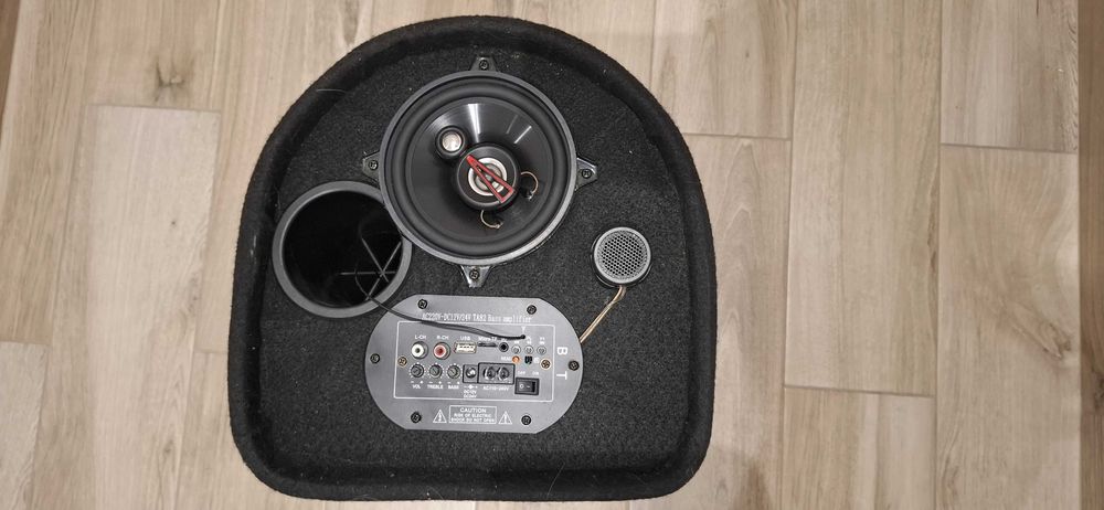 Продам активный сабвуфер Xplod 10" з Bluetooth (посилений до 400Вт)