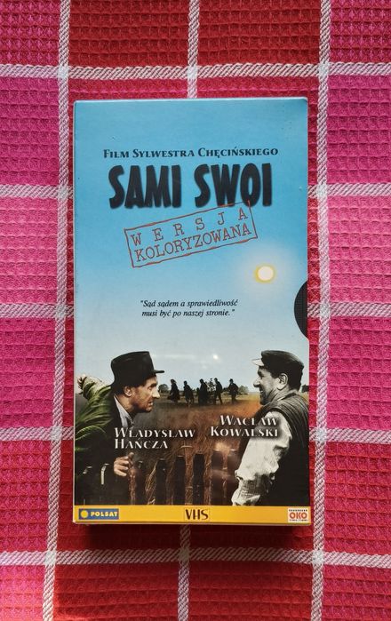 Film VHS  "Sami swoi" koloryzowany - oryginalnie zamknięty