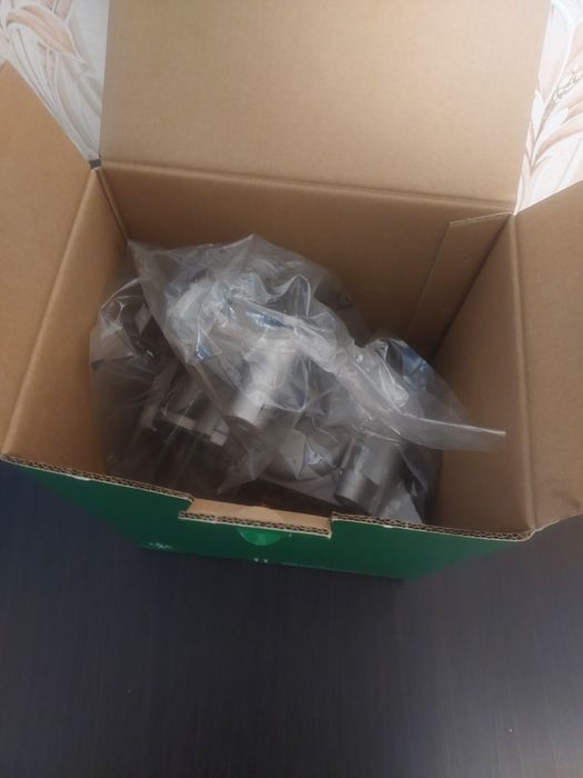 Помпа води / Насос INA 538050010 — Peugeot 307 407, Citroen C5, Fiat